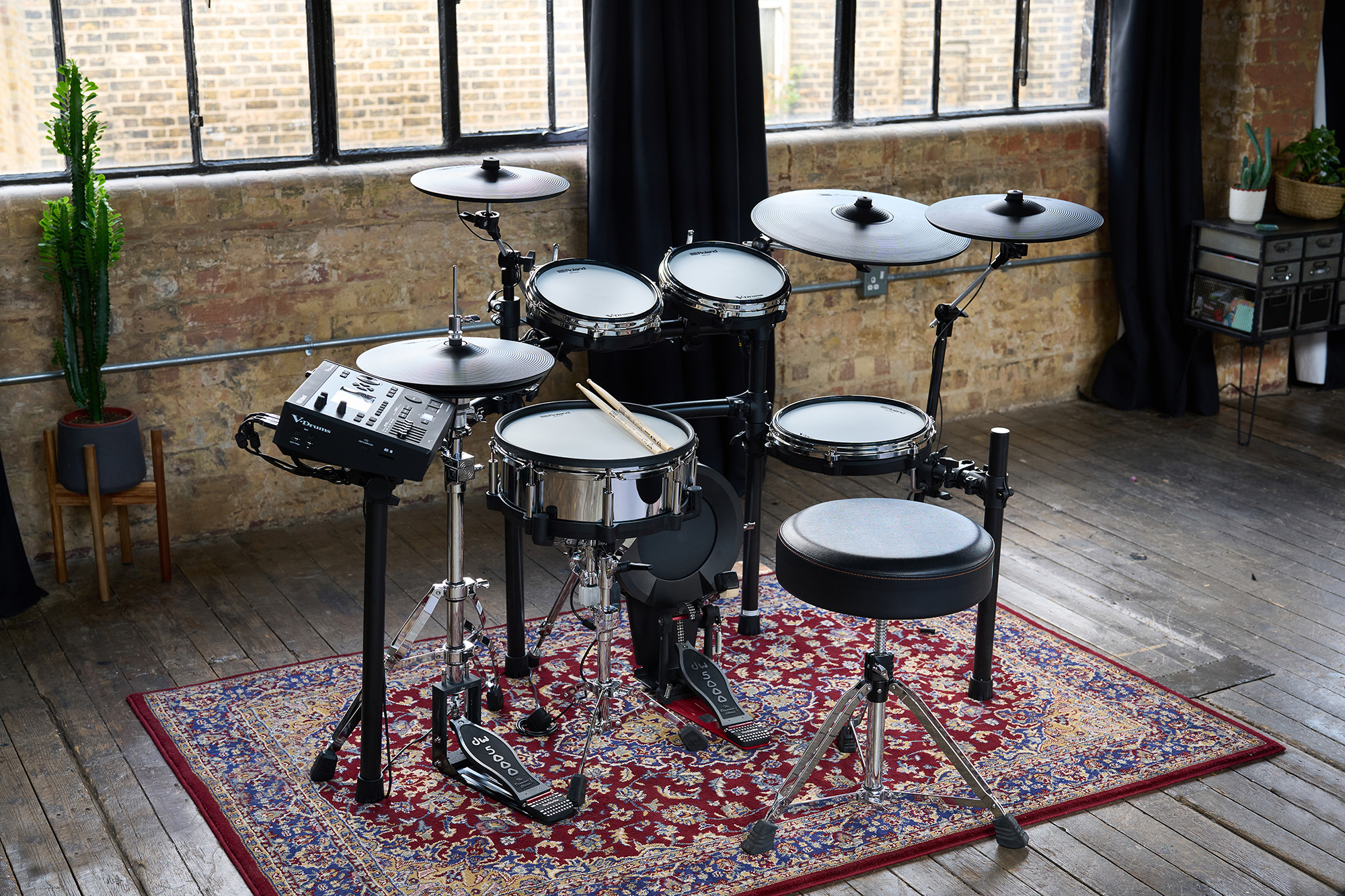 TD516 V-Drums Kit with V51 Module and  Cloud Support